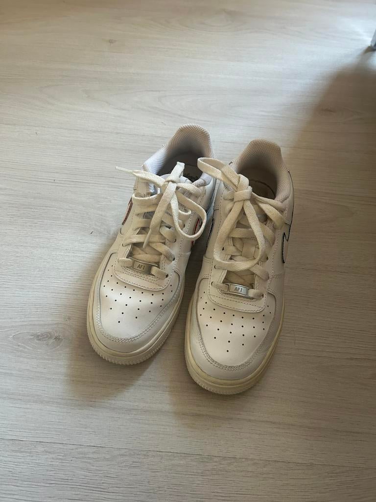 Nike Air Force customized, Ophalen of Verzenden, Zo goed als nieuw, Wit, Sneakers of Gympen