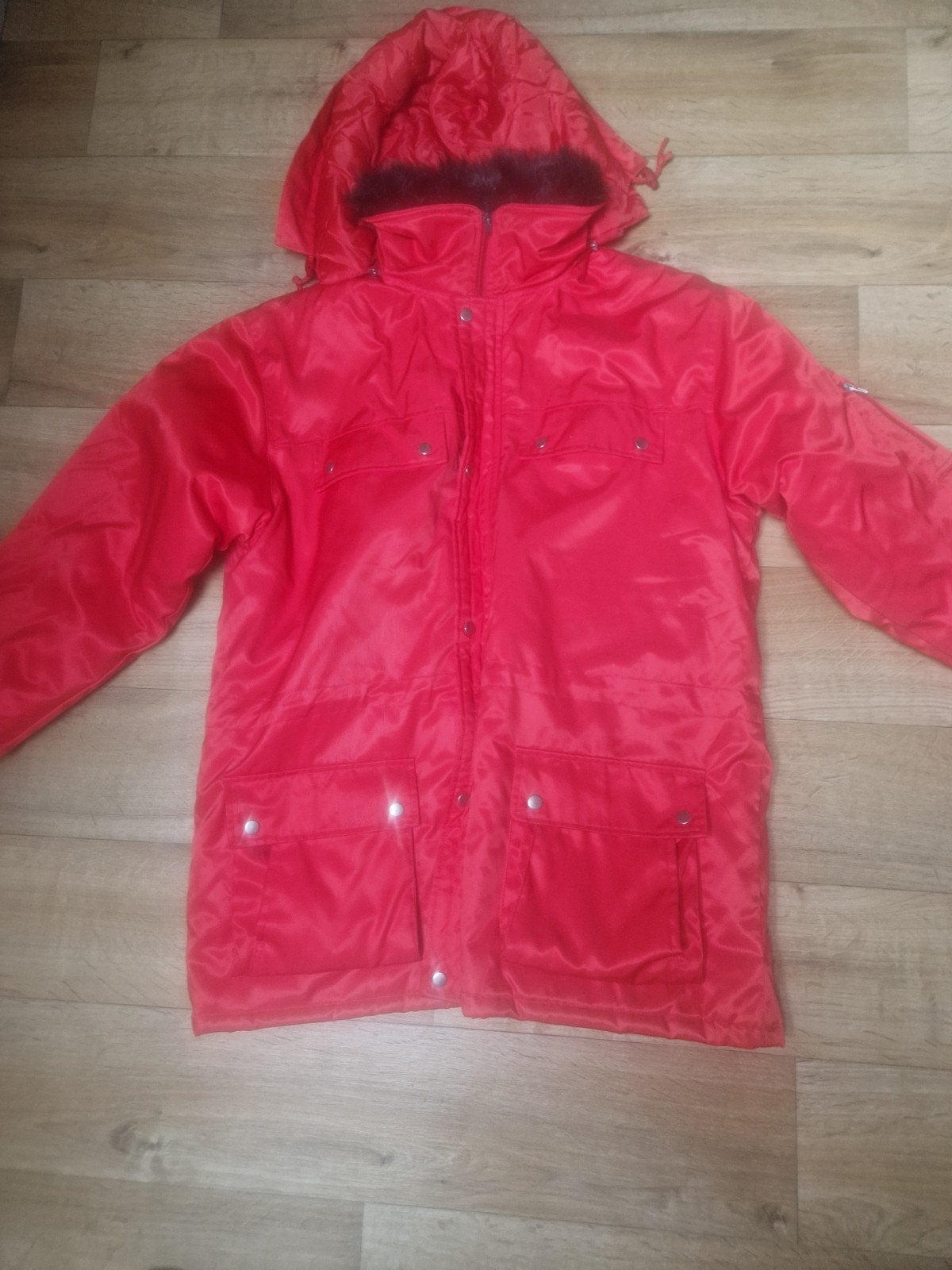 Rode winterjas met capuchon maat 54, Maat 46/48 (XL) of groter, Ophalen of Verzenden, Rood, Nieuw