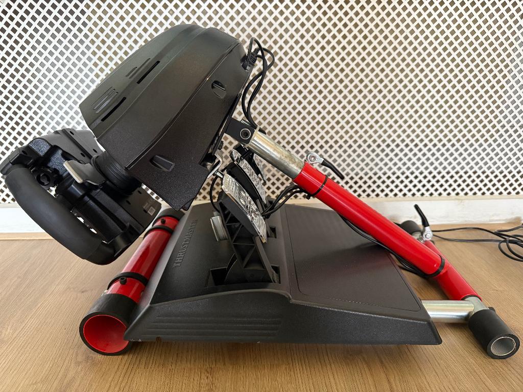 Thrustmaster T300rs + wheelstand pro + Ferrari Add on + T3PA, Ophalen, Zo goed als nieuw, Stuur of Pedalen, PlayStation 4