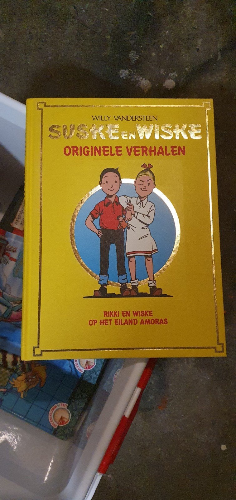 Donald Duck en Suske en Wiske stripboeken, Boeken, Ophalen