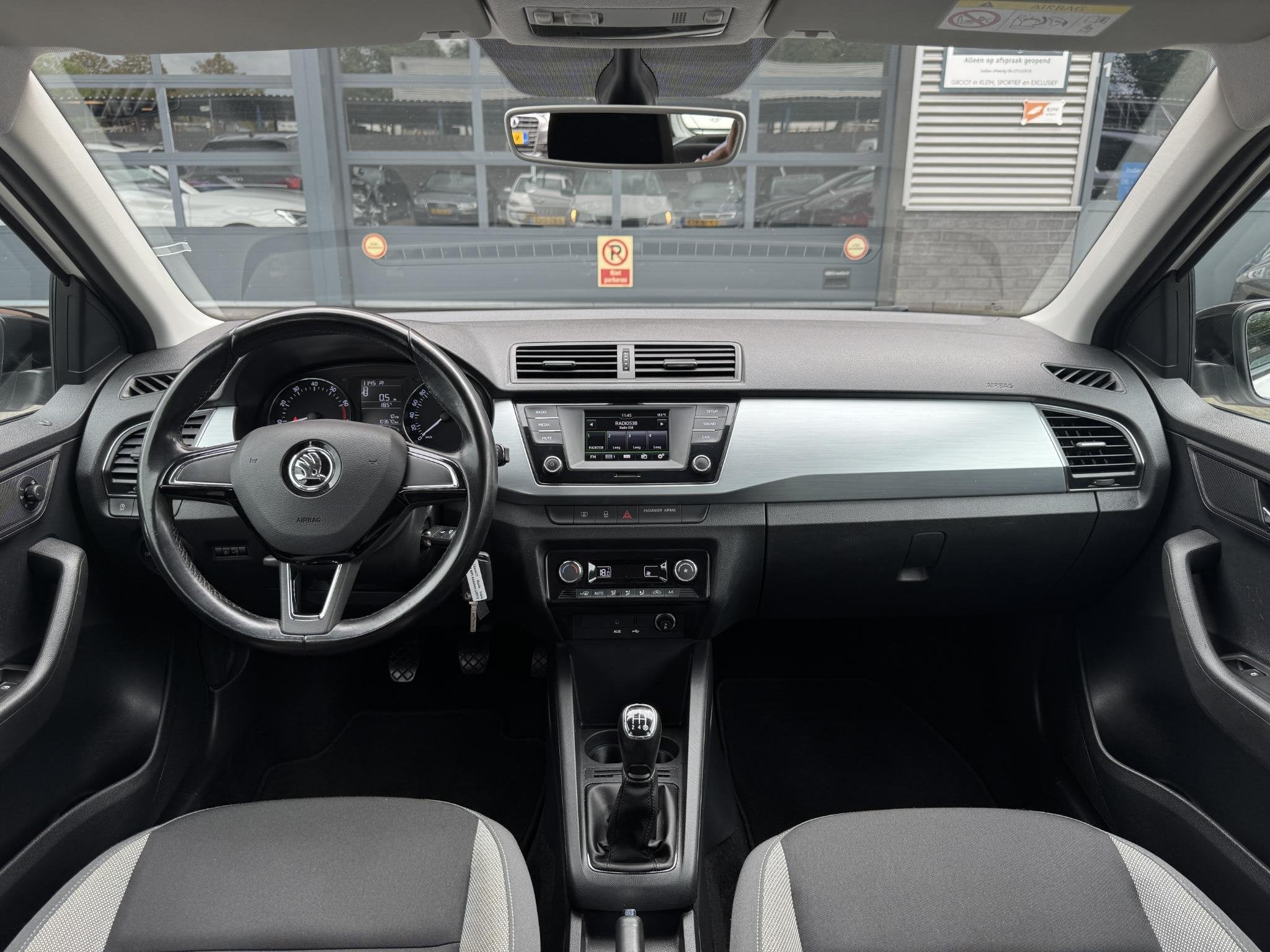 Skoda Fabia 1.0 Style Clima | PDC | 1e Eigenaar, Auto's, Stof, 540 kg, Parkeersensor, Wit