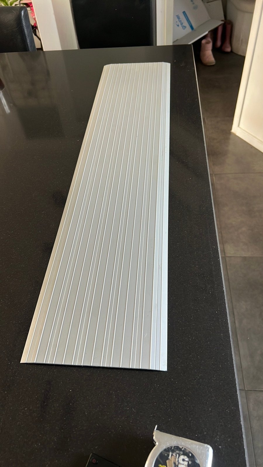 Aluminium drempelplaat 90  20 cm, Ophalen of Verzenden, Zo goed als nieuw, Elektrische rolstoel