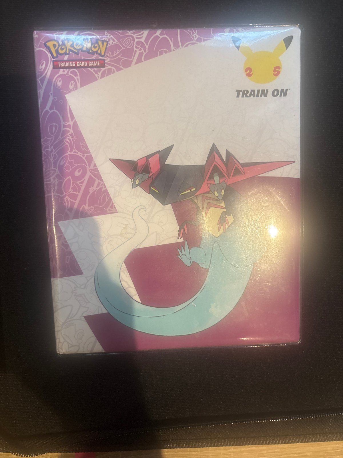 Pokémon Celebrations map met 25th Anniversary kaarten, Ophalen of Verzenden, Zo goed als nieuw, Meerdere kaarten