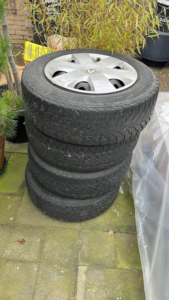 Renault megane 2      4stuks banden met velg, Ophalen, Gebruikt, Renault