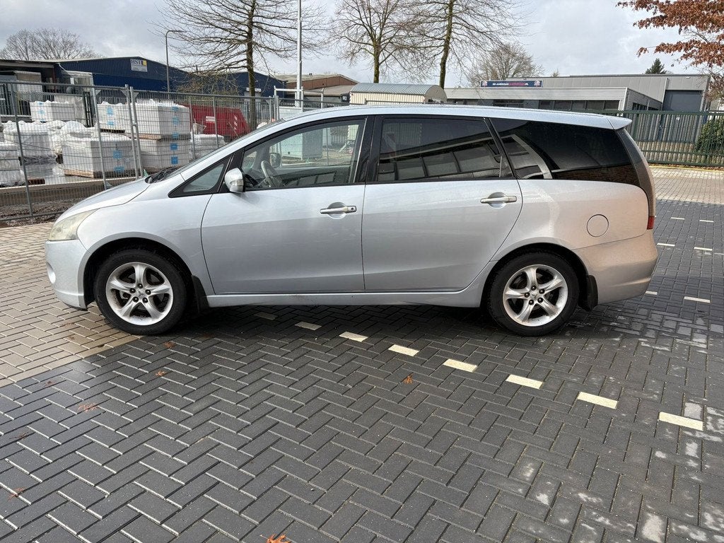 Mitsubishi Grandis 2.4-16V Intense, Auto's, Mitsubishi, Voorwielaandrijving, Gebruikt, 7 stoelen, Bedrijf