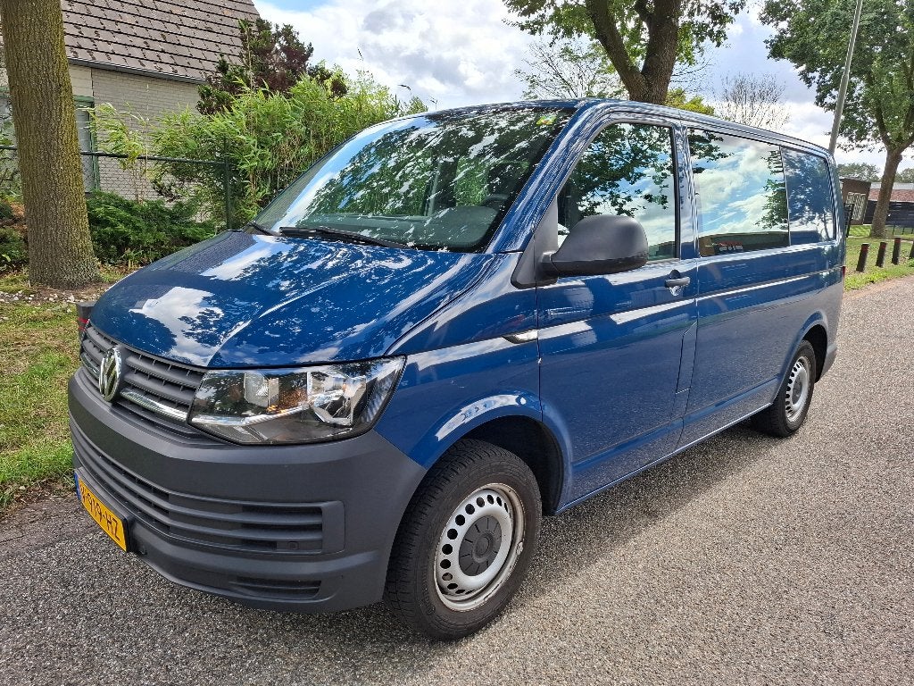 Volkswagen Transporter 2.0TDI Aut. Rolstoelauto, zelfrijder, Stof, Euro 6, 4 cilinders, Volkswagen