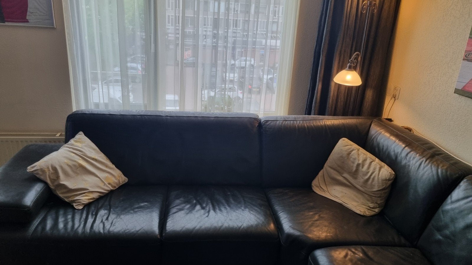 Zwarte leren hoekbank - comfortabel en stijlvol, Ophalen, 250 tot 300 cm, Gebruikt, 100 tot 125 cm