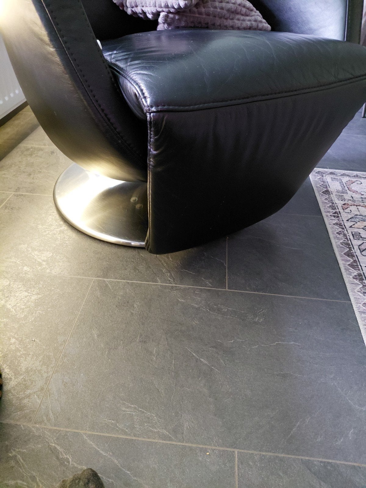 Zwarte leren relaxfauteuil met draaivoet, Ophalen, Gebruikt, Zwart, Modern, Comfort
