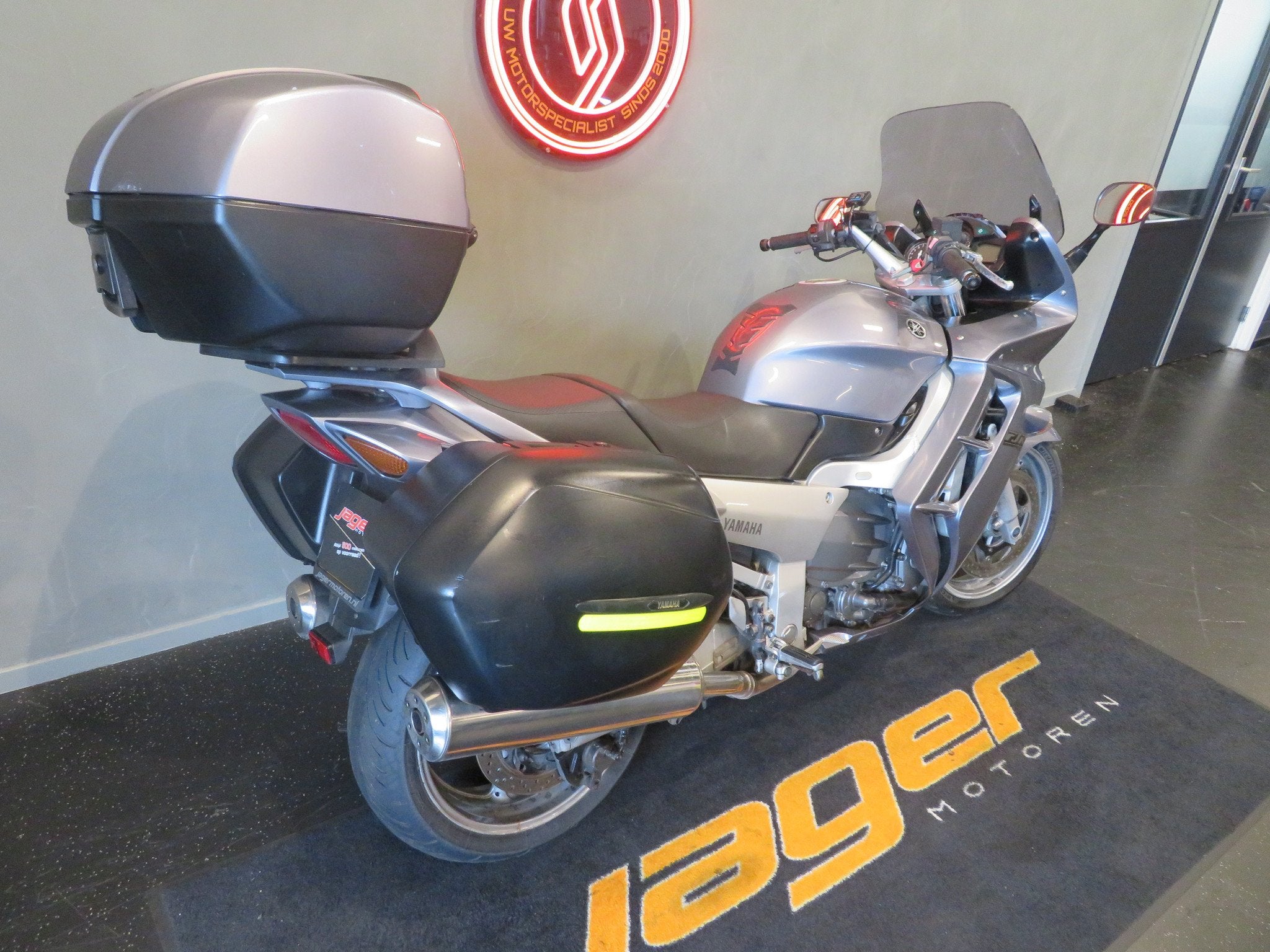 Yamaha FJR 1300 MOOIE TOERMOTOR! (bj 2004), Motoren, Toermotor, Gebruikt, Bedrijf