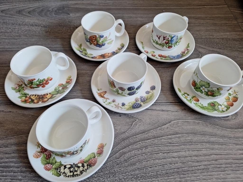 Marjolein Bastin koffie kop en schotels., Ophalen of Verzenden, Zo goed als nieuw, Overige stijlen, Kop(pen) en/of Schotel(s)