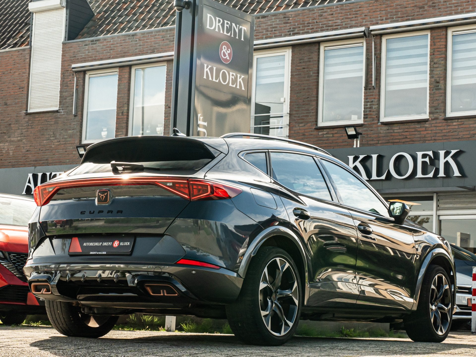 CUPRA Formentor 1.4 e-Hybrid VZ Performance SCHAALSTOELEN CA, Auto's, Dealer onderhouden, Gebruikt, Euro 6, 4 cilinders