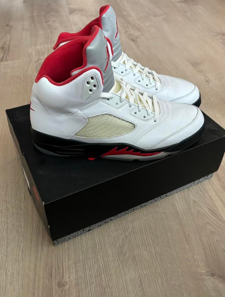 Air Jordan 5 Fire Red, Wit, Ophalen of Verzenden, Sneakers of Gympen, Zo goed als nieuw
