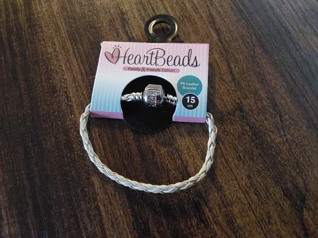 Nieuwe Armband voor bedels/ HeartBeads, Ophalen of Verzenden, Nieuw, Overige kleuren, Overige materialen