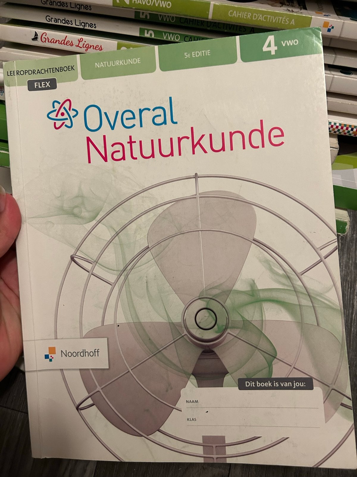Overal Natuurkunde 4 VWO Leeropdrachtenboek 5e editie, Boeken, Ophalen of Verzenden, Gelezen, VWO, Natuurkunde