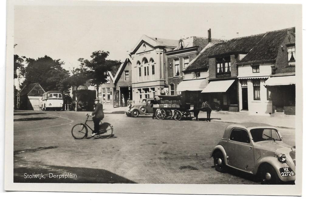 Stolwijk Dorpsplein, Verzamelen, Ansichtkaarten | Nederland, Ophalen of Verzenden, 1920 tot 1940, Ongelopen, Zuid-Holland