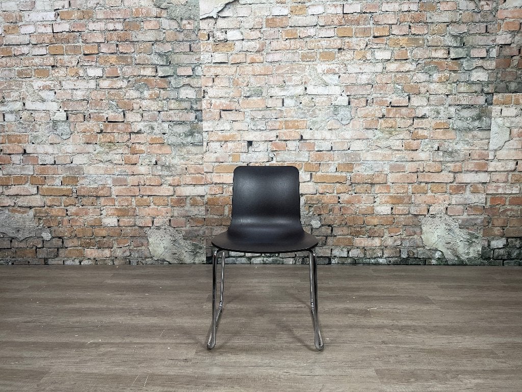 Vitra HAL RE Sledge – Bruin kunststof | Jasper Morrison