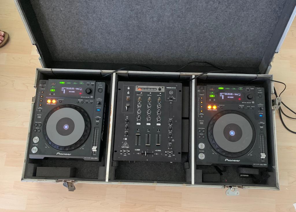 Profesionele dj set pioneer CDJ 850 in Flight case, Ophalen of Verzenden