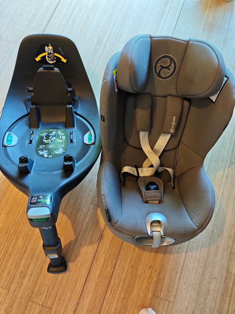 Cybex Sirona Z2 i-Size + Base Z draaibare autostoel 0-4 jaar, Verstelbare rugleuning, Gebruikt, 0 t/m 18 kg, Isofix