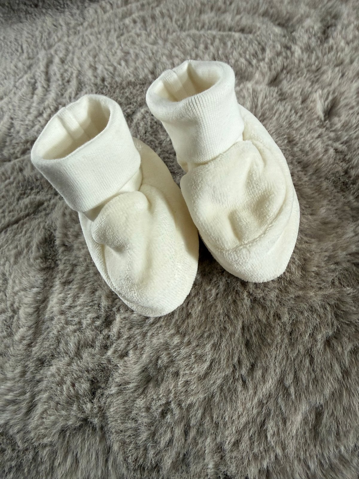 Mats en Merthe slofjes - 3 maanden, Ophalen, Zo goed als nieuw, Jongetje of Meisje, Slofjes