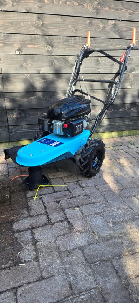 TE HUUR ruw terrein maaier hooggras onkruid maaier VERHUUR, Tuin en Terras, Grasmaaiers, Ophalen
