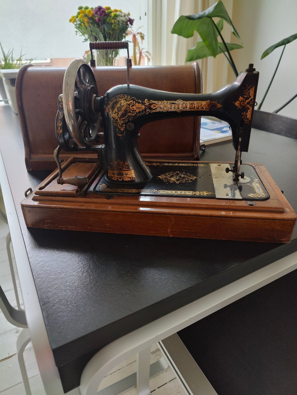 Antieke Singer Naaimachine met Houten Koffer, Antiek en Kunst, Antiek | Naaimachines, Ophalen