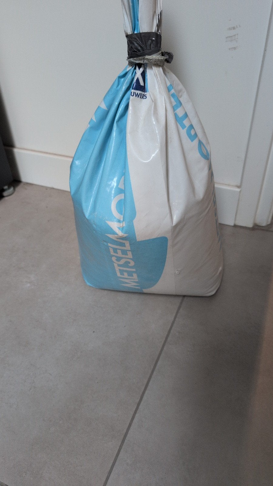 gratis af te halen - metselmortel, Ophalen, Gebruikt, Jongetje of Meisje