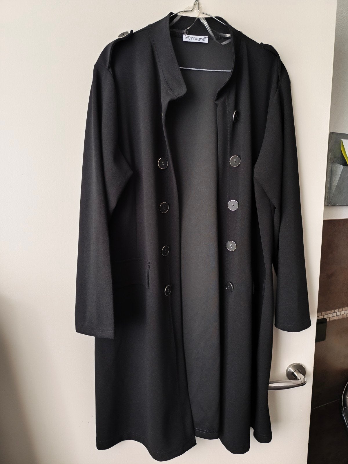 Zwarte koetsiers jas van Magna maat 44/46, Kleding | Dames, Zwart, Ophalen of Verzenden, Jasje of Colbert, Magna