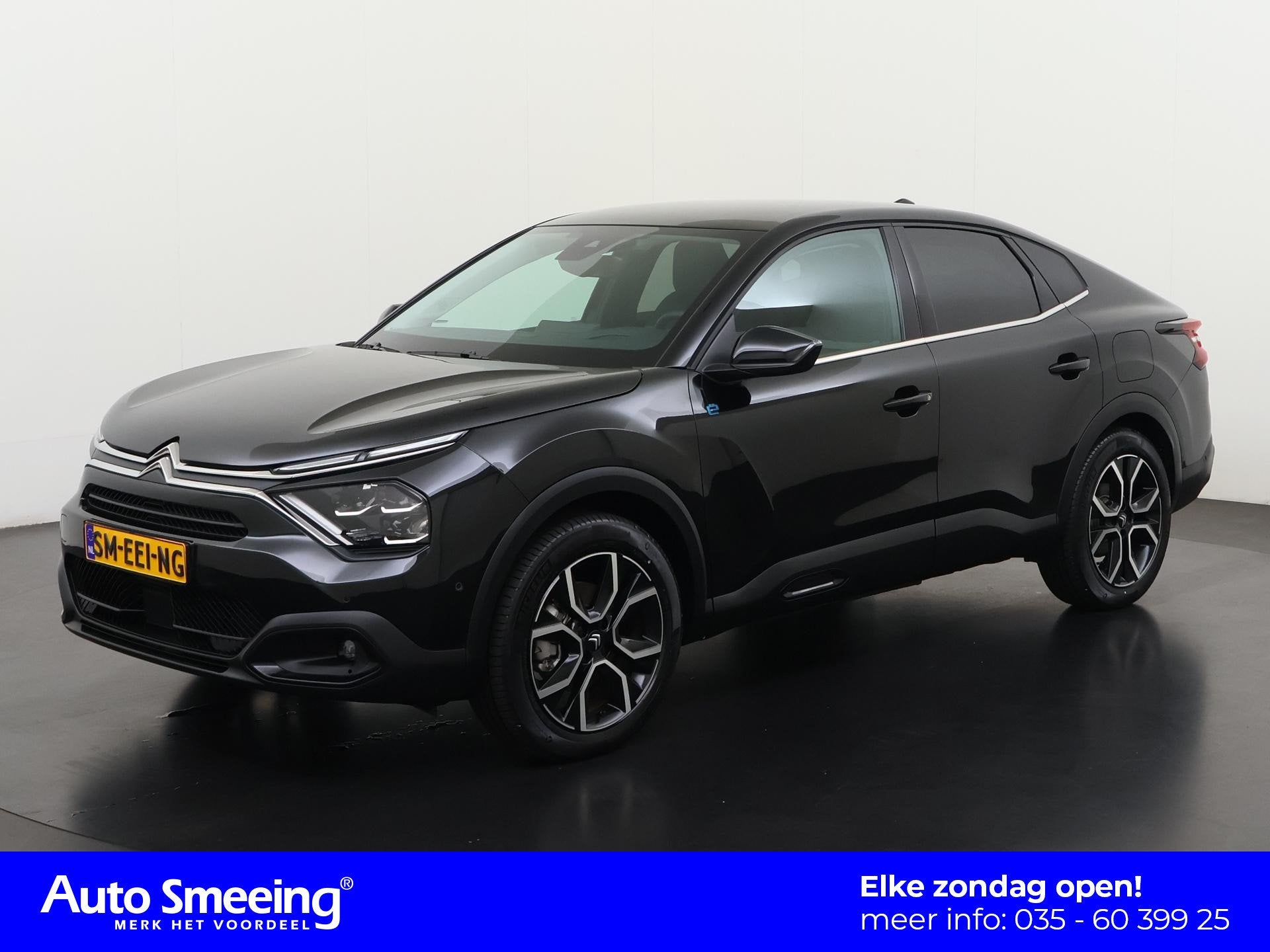 Citroen Ë-C4X Shine 50 kWh | SOH 100% | Head-Up | 360 Camer, Auto's, Citroën, 12 maanden, Gebruikt, Zwart, 1559 kg