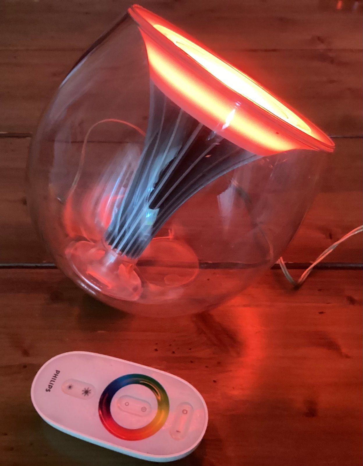 PHILIPS LIVING COLORS LAMP MET AFSTANDSBEDIENING EN ADAPTER, Gebruikt, Kunststof, Philips, Meerkleurig