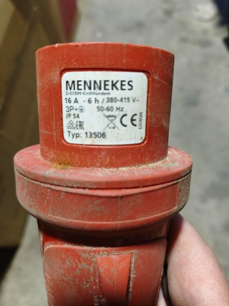 Mennekes krachtstroom stekker 4-polig 16A, gebruikt, Ophalen of Verzenden, Gebruikt, Stekker
