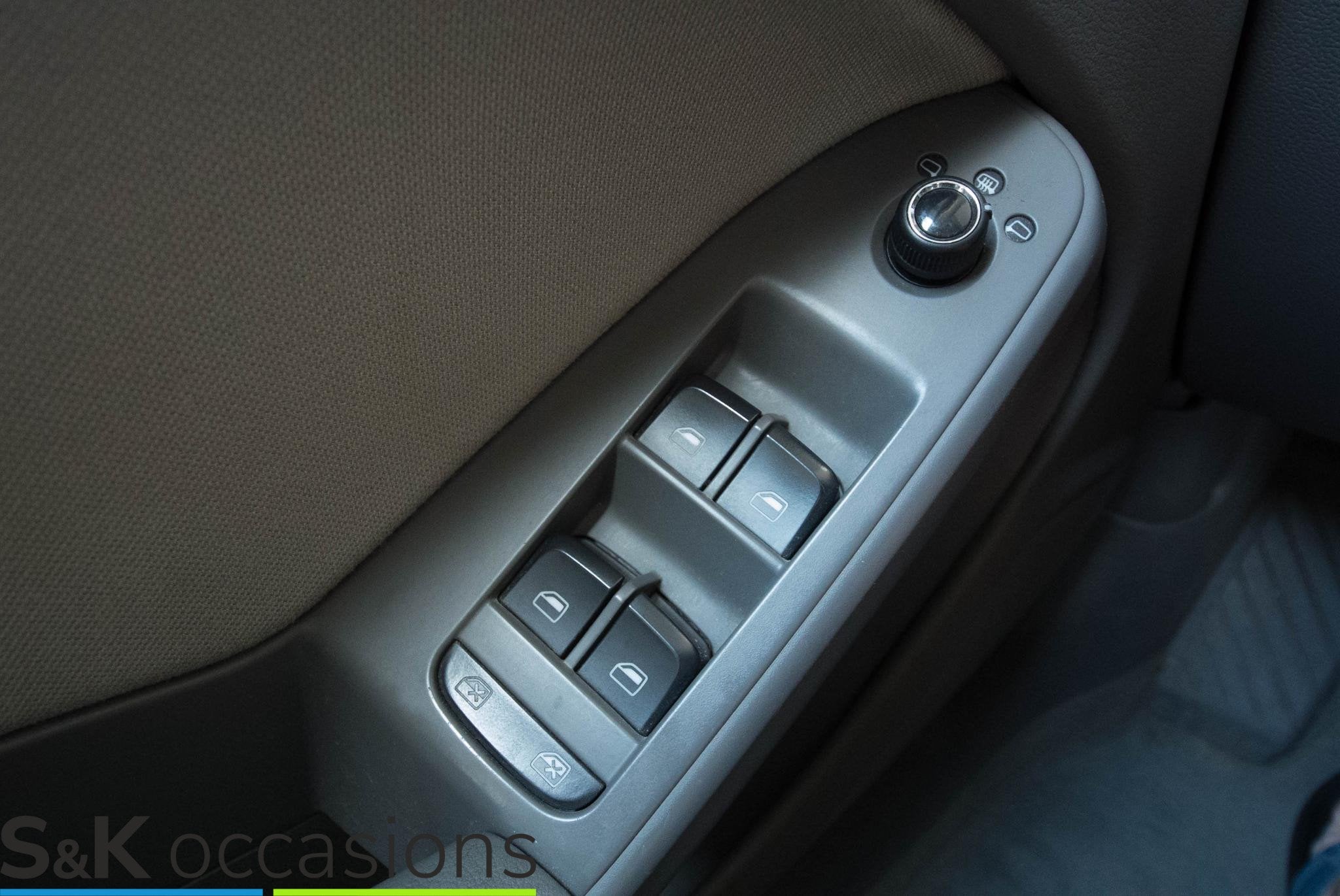 Foto 10 van Audi A4 Avant 2.0 TFSI quattro Pro Line Business