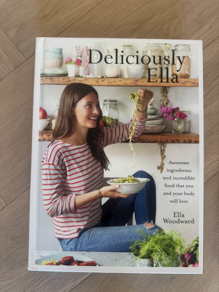 kookboek deliciously Ella, Ophalen of Verzenden, Zo goed als nieuw