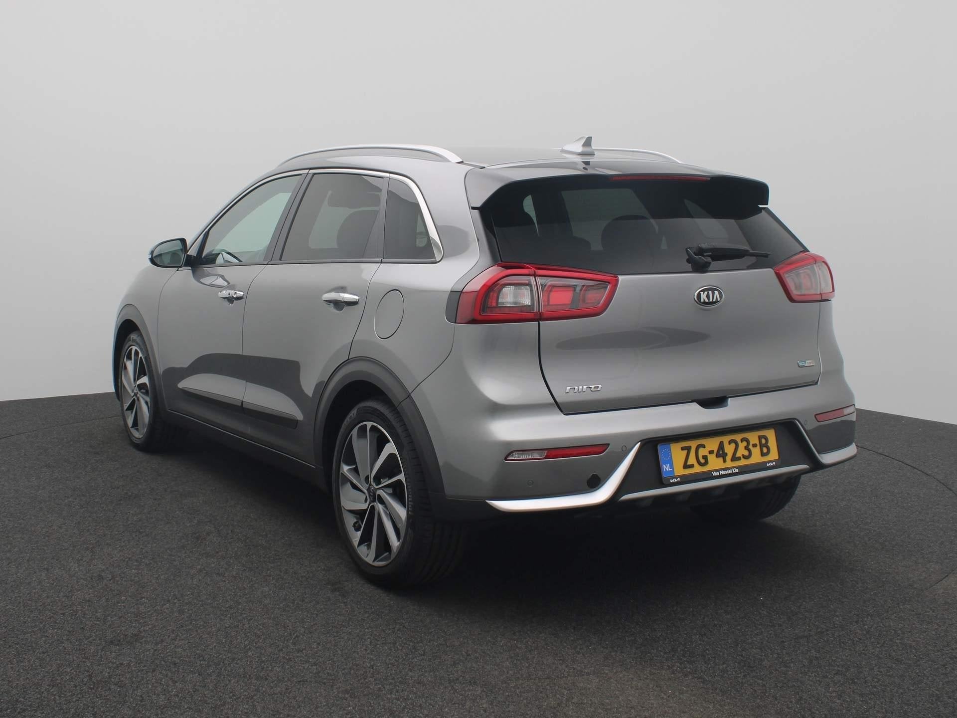 Kia Niro 1.6 GDi Hybrid ExecutiveLine | Stoel en Stuur Verwa, Gebruikt, Euro 6, 23 km/l, 1390 kg