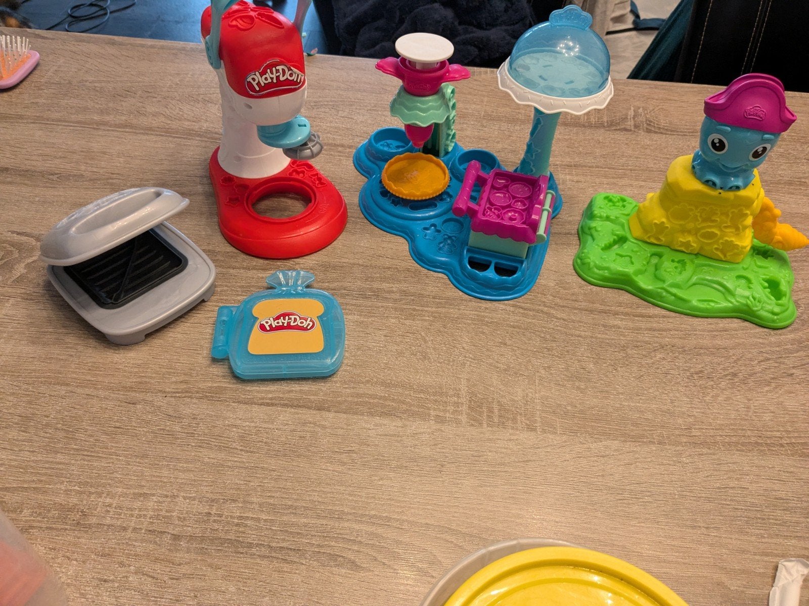 Play-Doh accessoires en sets - complete bundel, Ophalen, Gebruikt, Knutselen