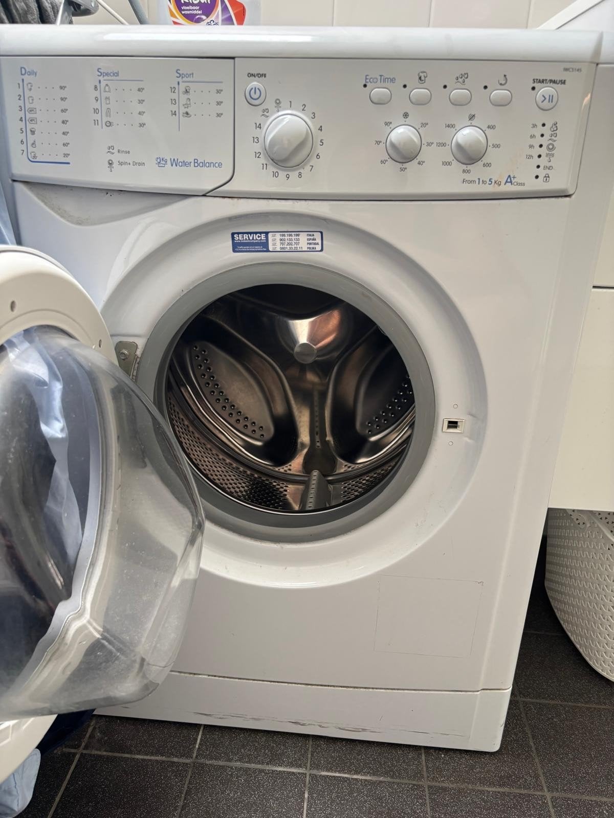 Indesit IWC5145 Wasmachine, Ophalen, 1200 tot 1600 toeren, Gebruikt, 4 tot 6 kg