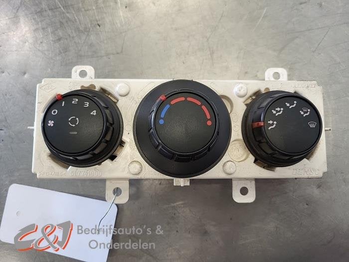 Kachel Bedieningspaneel van een Renault Master, Gebruikt, -, Renault, -