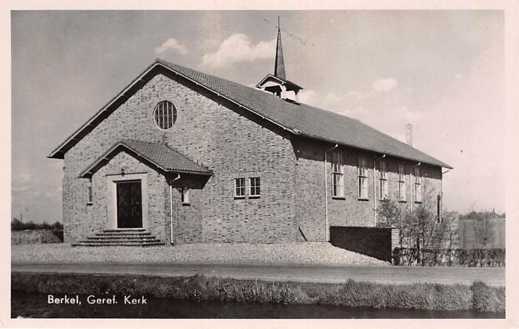 Berkel, Geref. Kerk Roderijseweg Berkel en Rodenrijs, Ophalen of Verzenden, 1940 tot 1960, Gelopen, Zuid-Holland