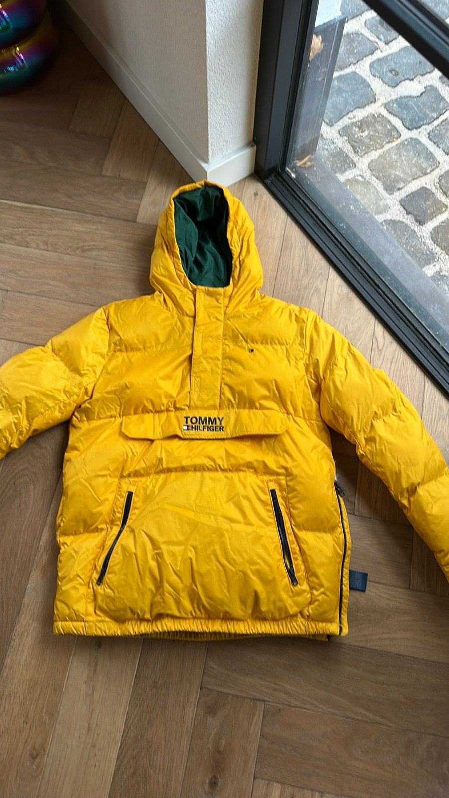 Tommy Hilfiger winterjas maat 176 - Geel, Ophalen of Verzenden, Gebruikt, Jongen of Meisje, Jas