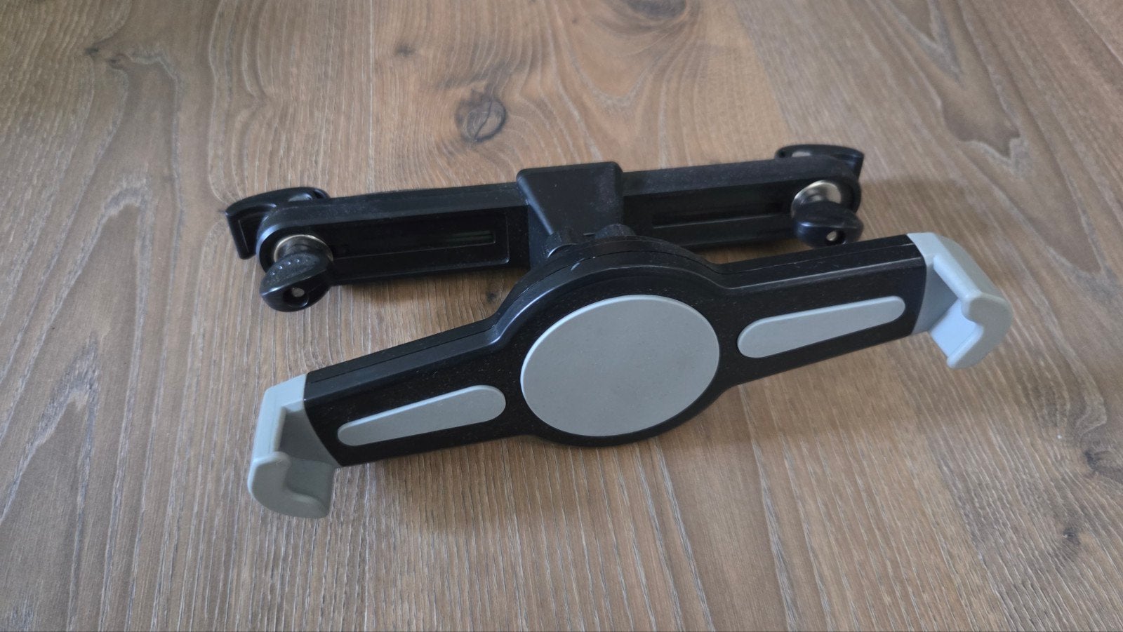 2x Universele tablet houder voor hoofdsteun auto, 10 inch, Gebruikt, Universeel, Ophalen of Verzenden