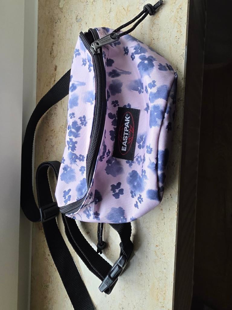 Eastpak tasje, Verzenden, Zo goed als nieuw, Roze