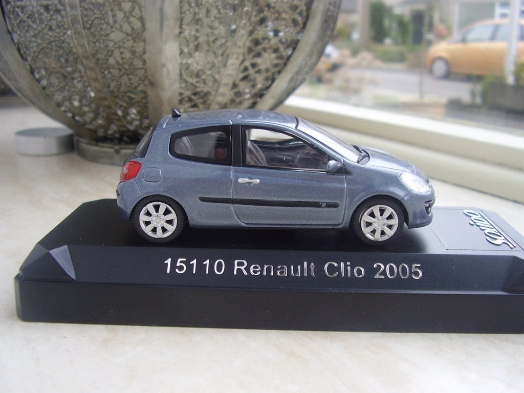 Schaalmodel Renault Clio 2005, Ophalen of Verzenden, Nieuw, Auto