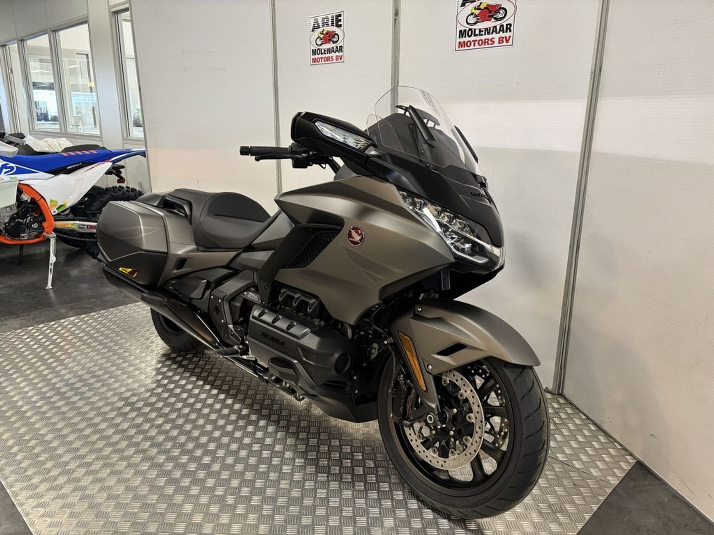 Honda GL1800 Gold Wing Bagger DCT (bj 2026), HONDA, Bedrijf, Onbekend, Toermotor