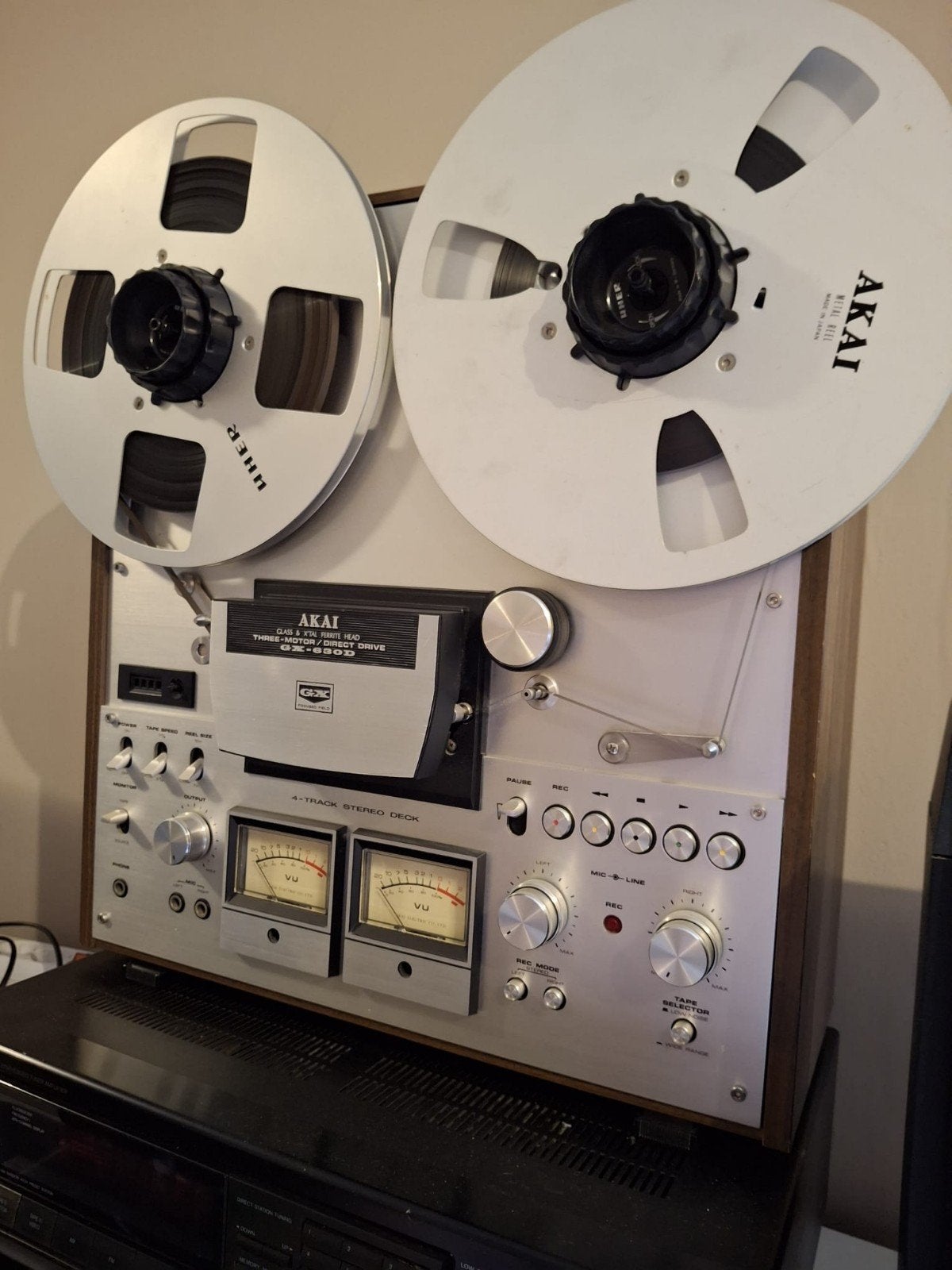 Topkwaliteit Akai bandrecorder GX630D met banden, Ophalen, Bandrecorder, Met banden