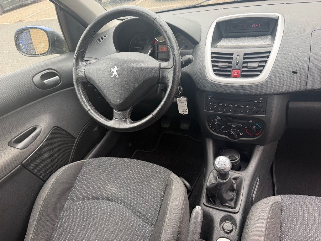 Peugeot 206 1.4 GENERATION 3DRS 2DE EIG rijdt goed NAP APK 4, Voorwielaandrijving, 4 cilinders, Elektrische ramen, Blauw
