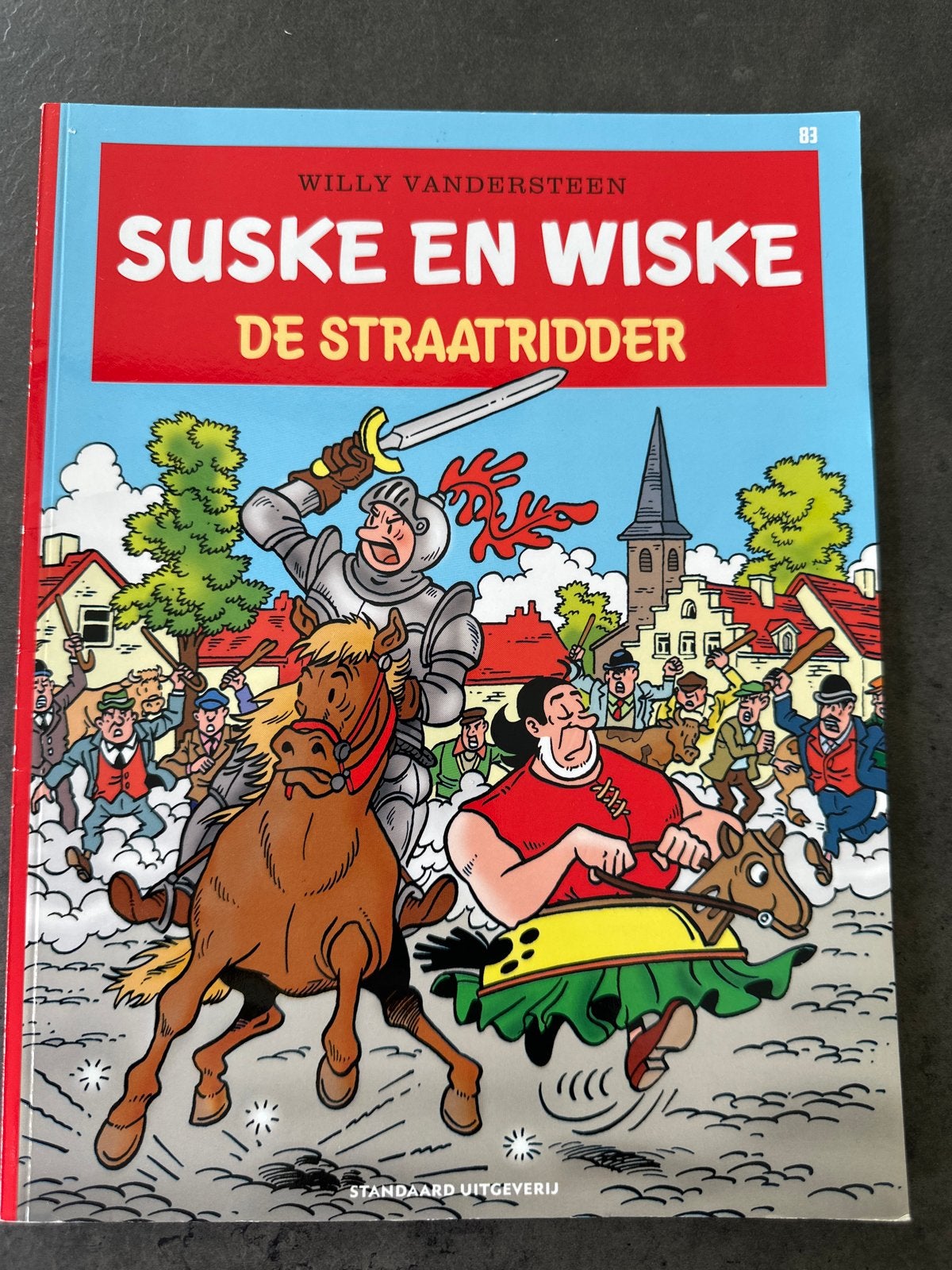 Suske en Wiske - De Straatridder (nr. 83), Eén stripboek, Ophalen of Verzenden, Zo goed als nieuw