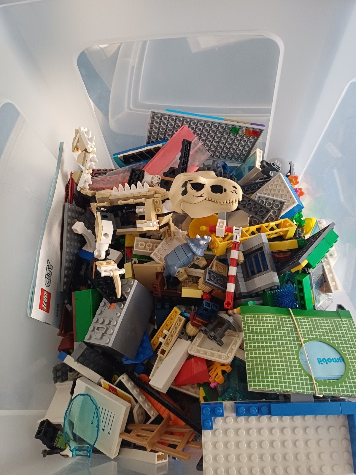 Bak met losse LEGO stenen en onderdelen, Gebruikt, Lego, Ophalen of Verzenden, Inclusief extra onderdelen