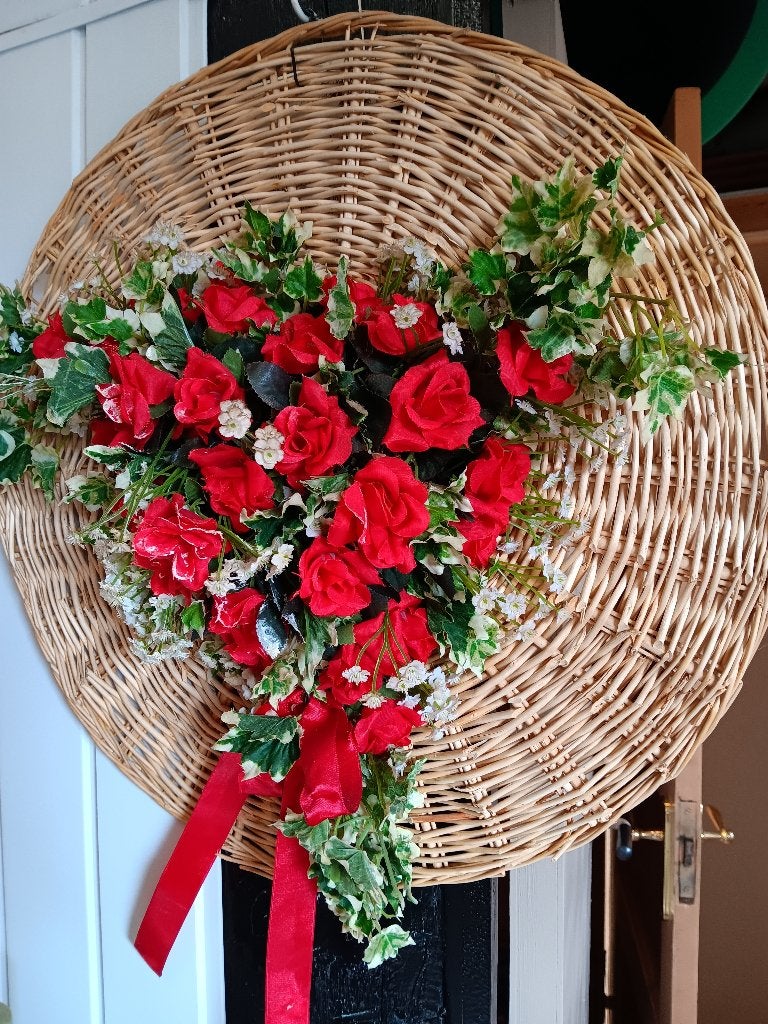 kunst bloemen op riet rood en wit, Ophalen, Gebruikt, 50 cm, Meerkleurig