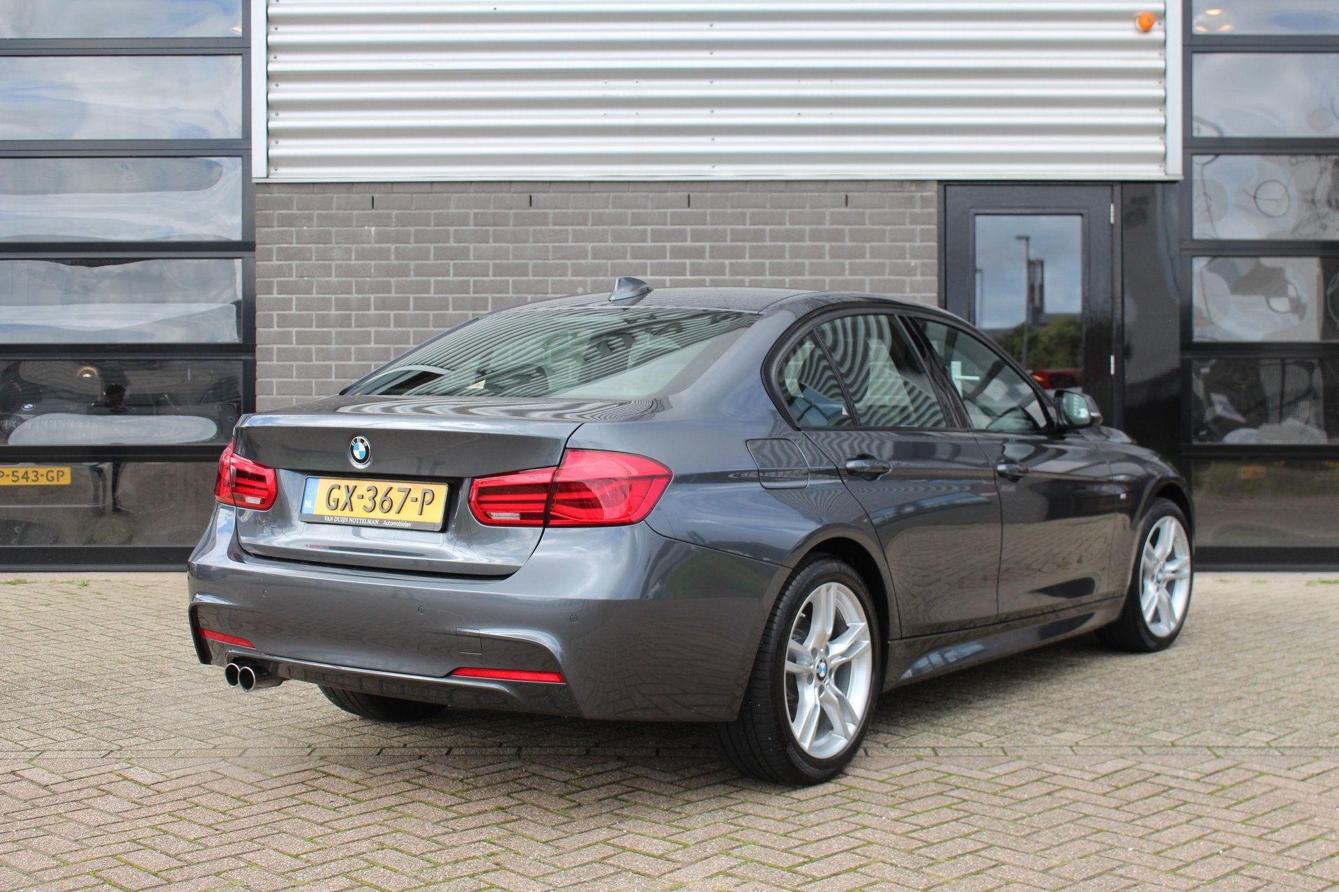 BMW 3-serie 320i M Sport / 18" LMV / Clima / Trekhaak / N.A., Auto's, 1998 cc, Achterwielaandrijving, Gebruikt, 4 cilinders