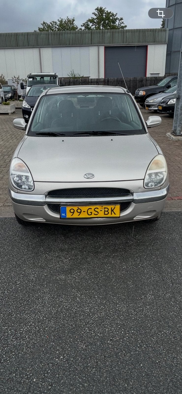 Daihatsu Sirion 1.0 2001 Grijs, Auto's, Voorwielaandrijving, Handgeschakeld, 3 cilinders, Zilver of Grijs