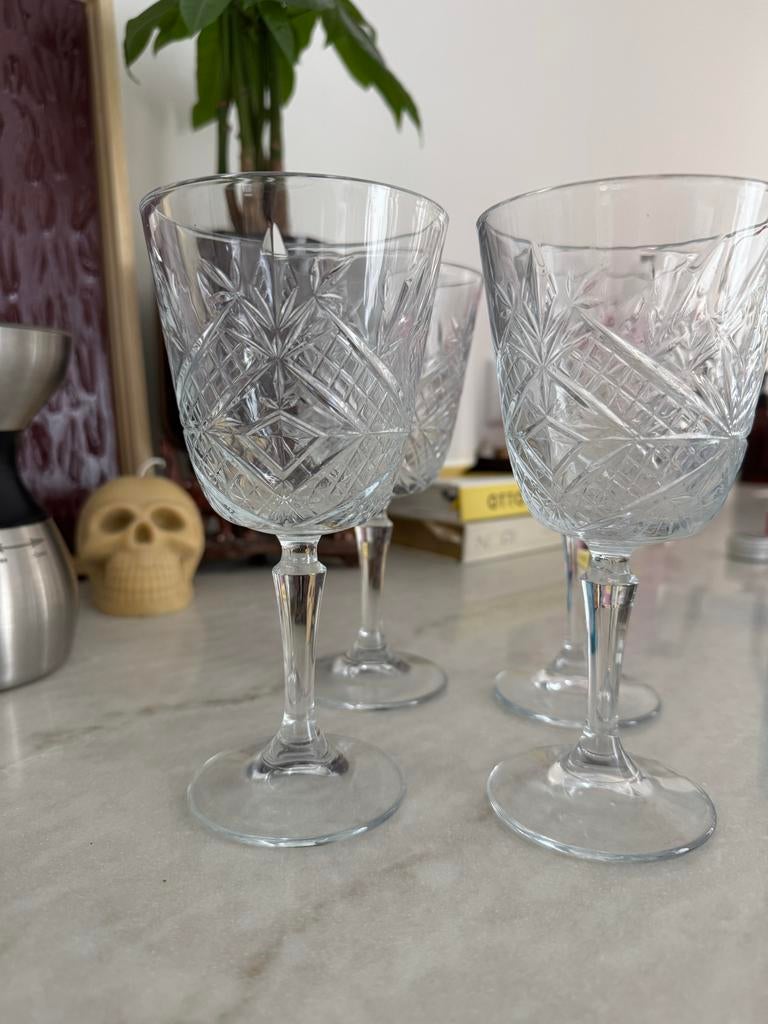 Set van 4 wijnglazen, Ophalen, Zo goed als nieuw, Overige typen